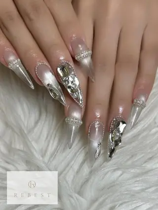 ネイル nailist SENAのネイルデザイン
