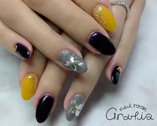 ネイル nail room gratia のネイルデザイン
