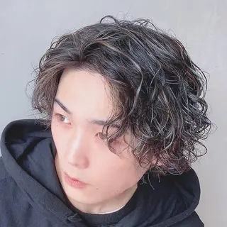 ショート パーマ メンズ 🤍透明感カラー🤍 Ryujiのヘアスタイル