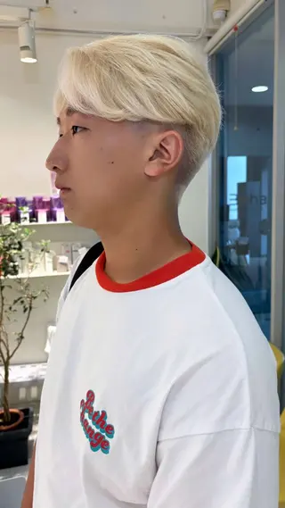 カラー メンズ 浅野 匠のヘアスタイル