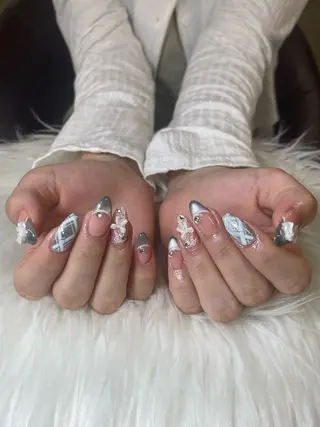 ネイル NiJi Nailsのネイルデザイン