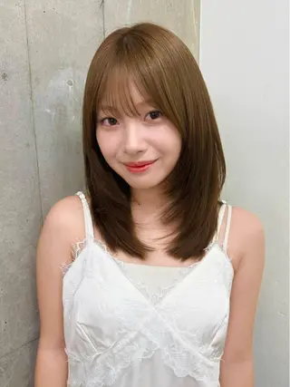 ミディアム カラー ❤️アヤカ レイヤーカット❤️のヘアスタイル