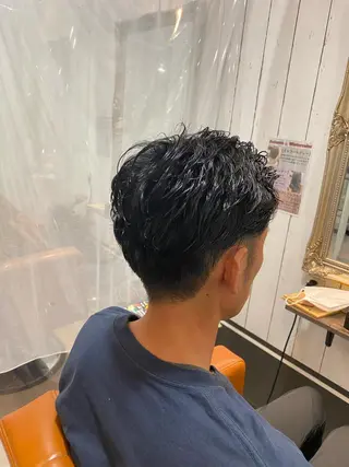 パーマ 岡垣 幸汰のヘアスタイル