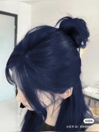 ロング カラー ラベンダー💜 グレージュ🩶のヘアスタイル
