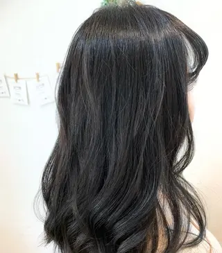 セミロング カラー トレンドパーマ 加藤菜月のヘアスタイル