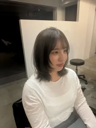 セミロング 新宿/顔周りカット +レイヤー=しずく♩のヘアスタイル