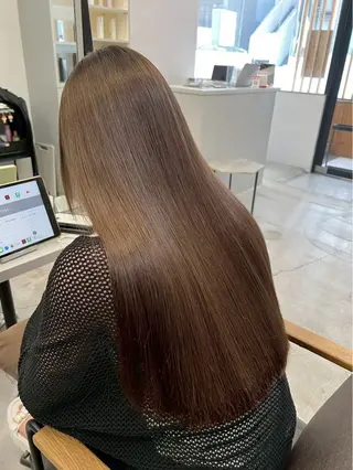 パーマ 韓国×艶ハイトーンが かわいい✨️リオ🍒のヘアスタイル