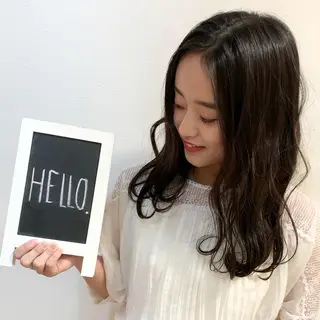ミディアム 山田 里美のヘアスタイル