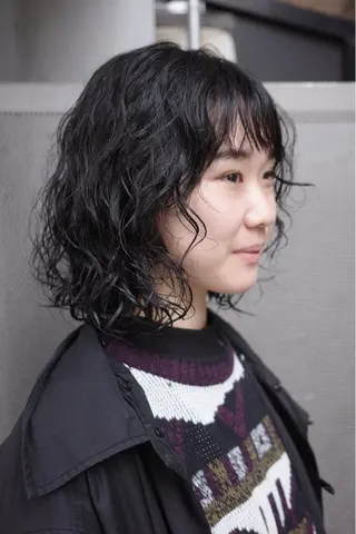 ミディアム パーマ ミウラ ハナキのヘアスタイル