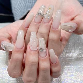 ネイル Queens テイのネイルデザイン