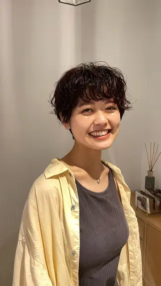 ショート パーマ 透け感color/ SUのヘアスタイル