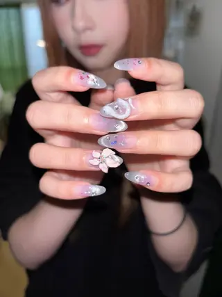 ネイル 銀河屋 の猫のネイルデザイン