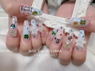 ネイル ネイルサロン ルミア Lumia 店長施術のネイルデザイン