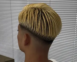 カラー メンズ 【メンズ専門】 聞谷 友貴矢のヘアスタイル
