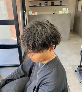 ショート パーマ メンズ 韓国風・透明感カラー 💫ami💫のヘアスタイル