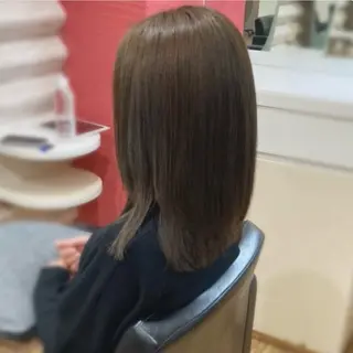 セミロング カラー KON|ごまかさない 艶。酸熱×精密カットのヘアスタイル