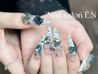 ネイル E.N🦋 長さ出し/持ち込みのネイルデザイン