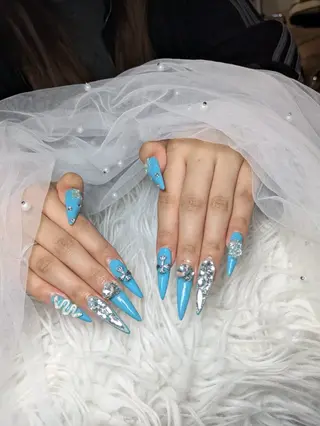 ネイル Queen Nail 柏店　クイーンネイルのネイルデザイン