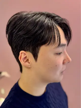 メンズ 韓国式ダウンパーマ 🇰🇷櫻井健のヘアスタイル