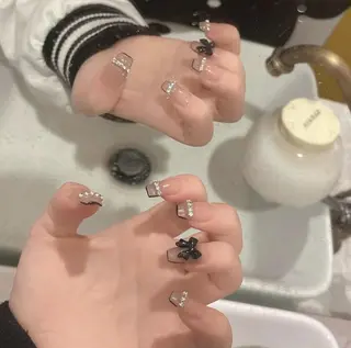 ネイル 🦋 Queenieのネイルデザイン