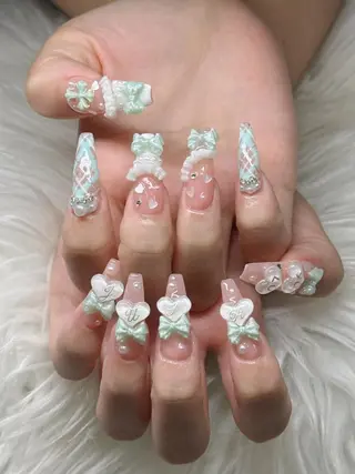ネイル Lee Nailsのネイルデザイン