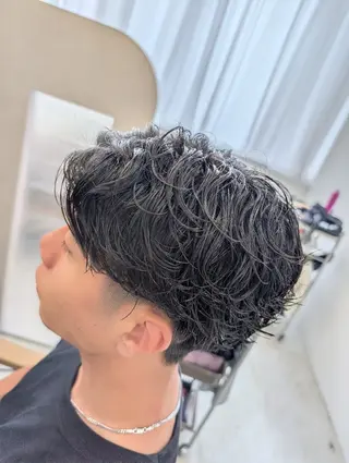ショート パーマ メンズ メンズパーマ特化 QOL札幌YUTOのヘアスタイル