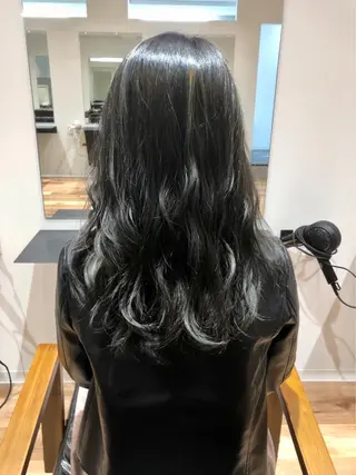 ロング カラー 美髪・透明感カラー 西川仁弥のヘアスタイル