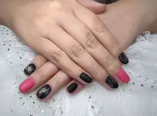 ネイル R Nailのネイルデザイン
