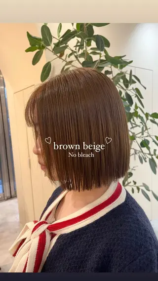 カラー 山口 愛結のヘアスタイル