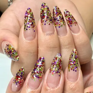 ネイル VOGUE ×SWANのネイルデザイン