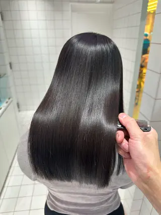 セミロング ✨縮毛矯正✨レイヤー ホウダカズヒロのヘアスタイル
