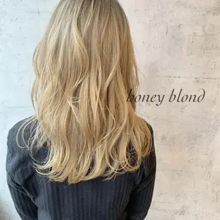 ロング カラー 池田 真由美のヘアスタイル