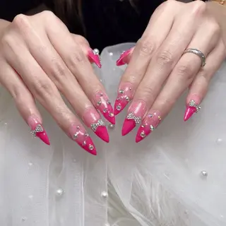 ネイル ENsalon AKIRAのネイルデザイン