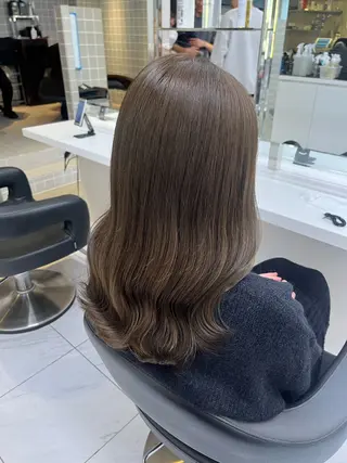 セミロング 🩵寒色/ベージュ レイヤーカット🤎のヘアスタイル