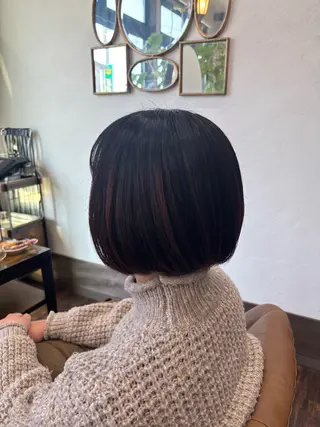 ミディアム カラー 對比地 茜のヘアスタイル