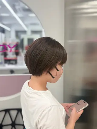 ショート カラー ダブルカラー×美髪 🪽/ りせ 🎀のヘアスタイル
