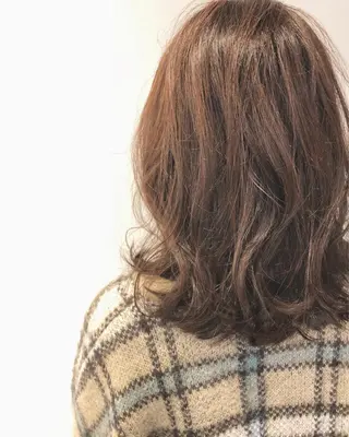 ミディアム カラー 【白髪ぼかし】 矢内　夏輝のヘアスタイル
