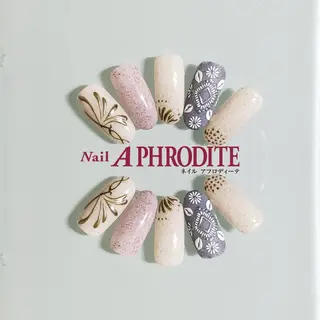 ネイル Nail  Aphroditeのネイルデザイン