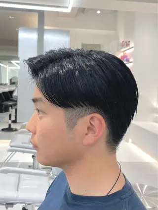 メンズ 韓国メンズスタイル 🇰🇷パーマのヘアスタイル