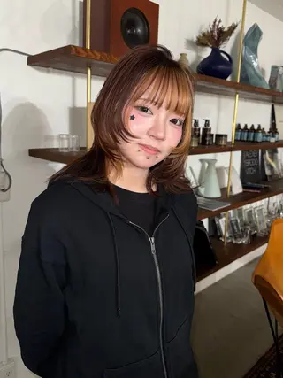 ミディアム カラー 松原 千代のヘアスタイル
