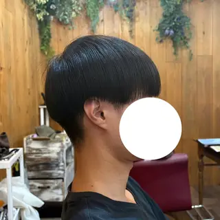 ショート メンズ 足立 千咲のヘアスタイル