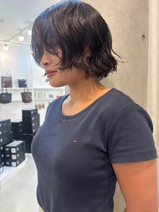 ショート パーマ オカモト ハルカのヘアスタイル