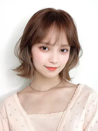 ショート カラー ヘアアレンジ 韓国ヘア🇰🇷🎀 YURIAのヘアスタイル