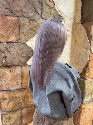 セミロング カラー 大坂 優菜のヘアスタイル