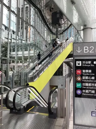 ネイル colorful ayaのネイルデザイン