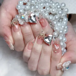 ネイル 🎀M nails✨ ビューティーのネイルデザイン