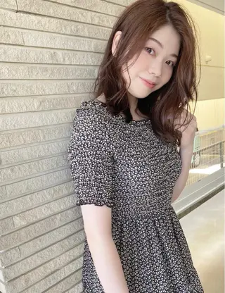 ミディアム カラー grand juteのヘアスタイル