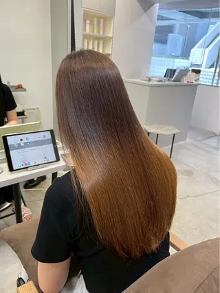 ロング パーマ ハイトーンカラー が絶対可愛い✨泰聖✨のヘアスタイル