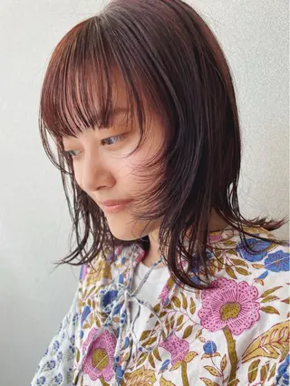 ミディアム 水野 愛弓のヘアスタイル