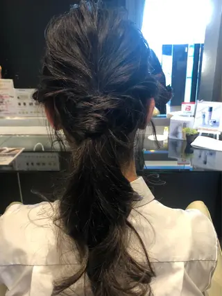 ロング ヘアアレンジ Aya/四条烏丸/ 酸性ストレートのヘアスタイル